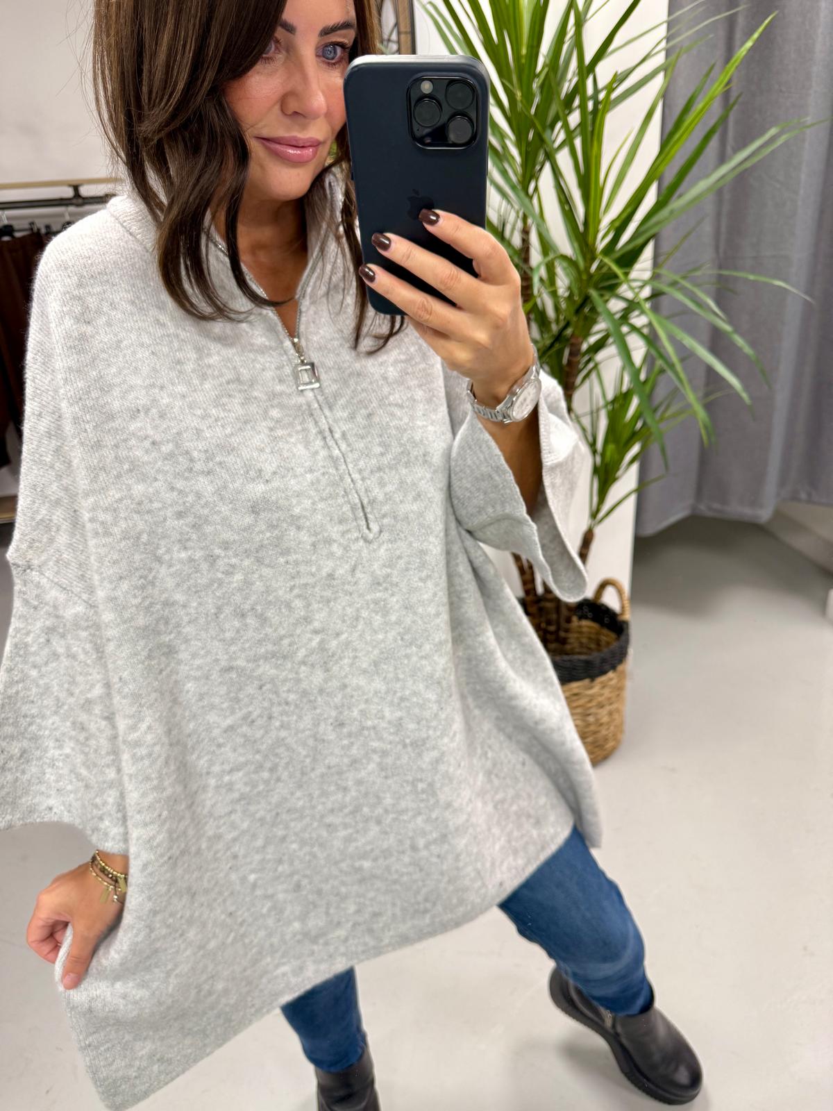 The Enzo Zip Soft Knit - Light Grey