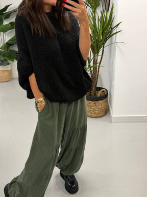 The Rustic Crop Sleeve Knit - Black
