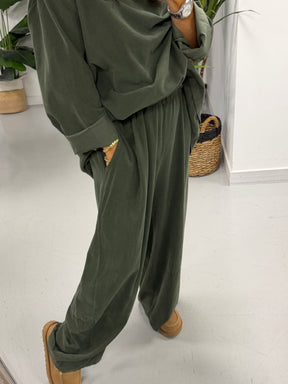 The Barrel Needlecord Joggers - Khaki