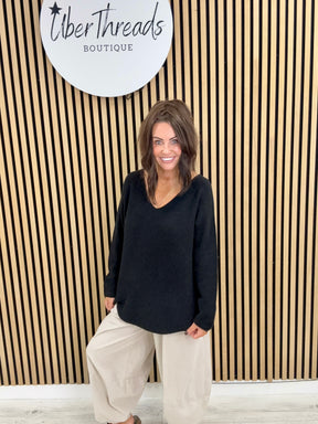 The Chelsea V Neck Knit - Black
