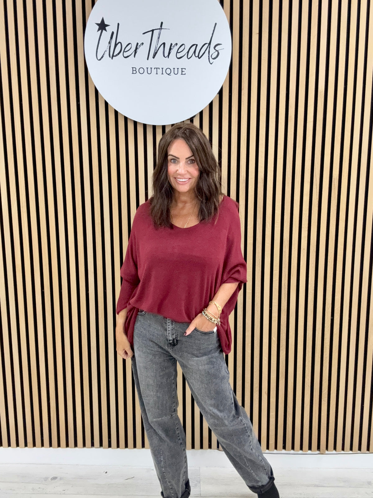 The Casual Loose Knit - Wine