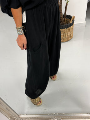Sahara Seamed Barrel Trousers -  Black