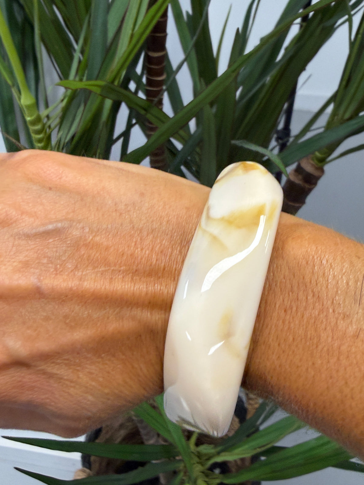 Misshaped Resin Ivory Bangle
