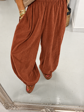 The Barrel Needlecord Joggers - Rust (Size 10-18)