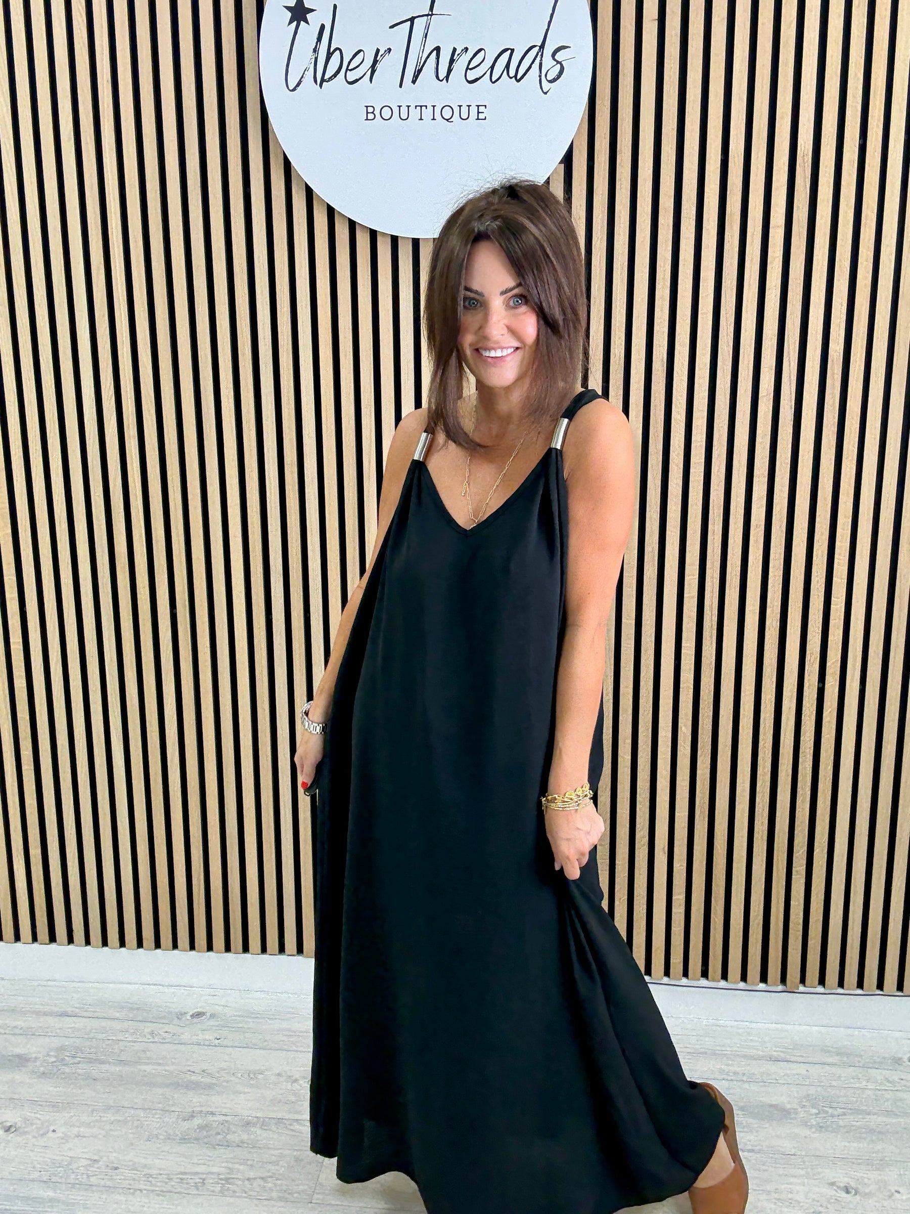 The Spring Shoulder Maxi - Black