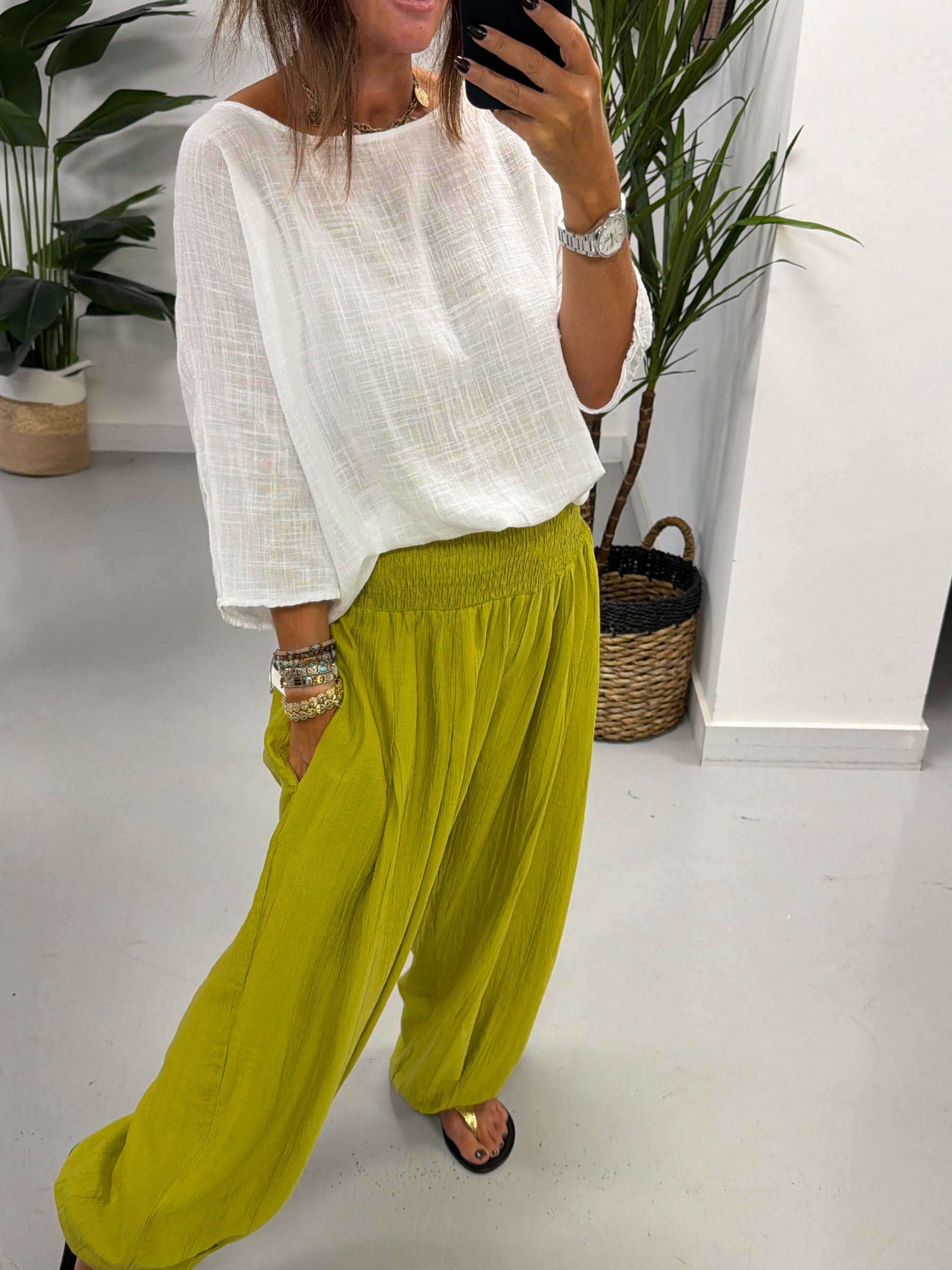 The Shirred TicToc Crinkle Balloon Trouser - Pistachio