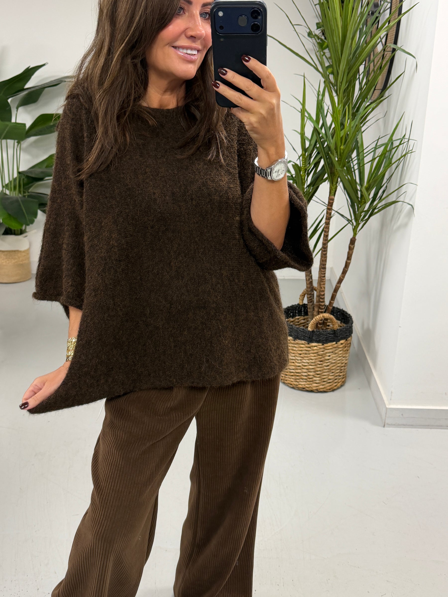 Sofia Soft Knit Crop Sleeve Knit Jumper - Chocolate (Size 10-16)