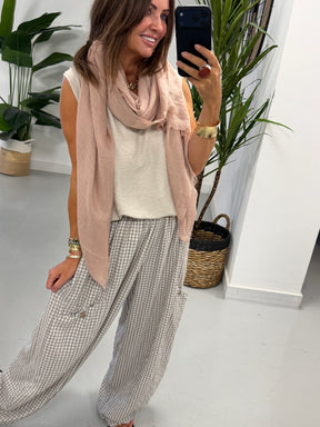 The Gingham Button Barrel Trousers - Mocha