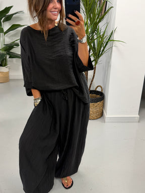 The OG TicToc Crinkle Balloon Trousers - Black