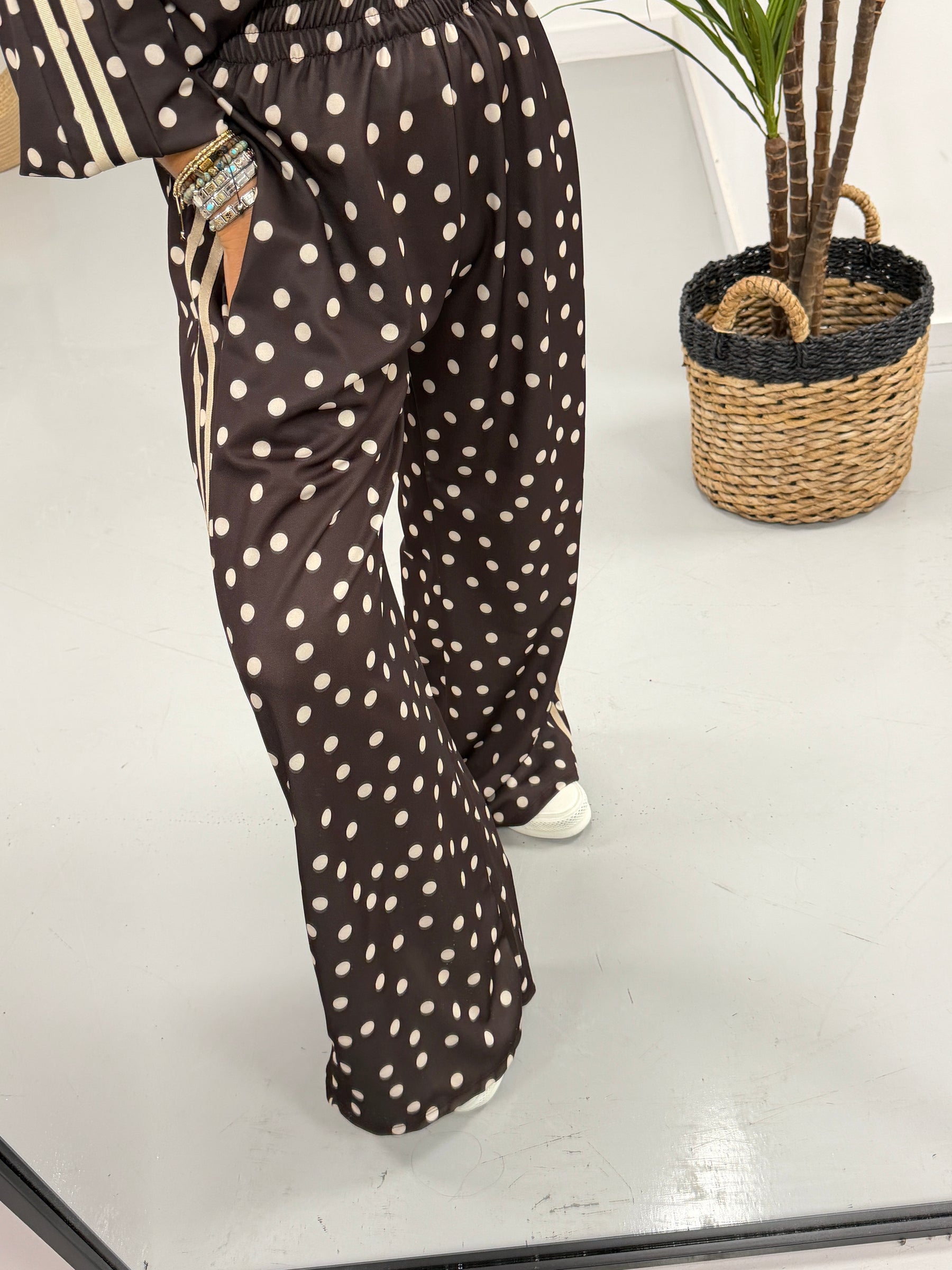 The Polka Stripe Jogger - Chocolate/Cream