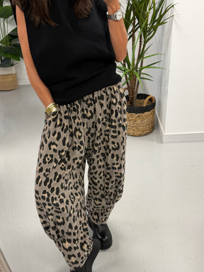 The Animal Needlecord Joggers - Stone (Size 10-18)