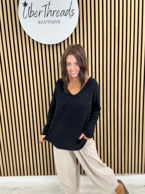 The Chelsea V Neck Knit - Black