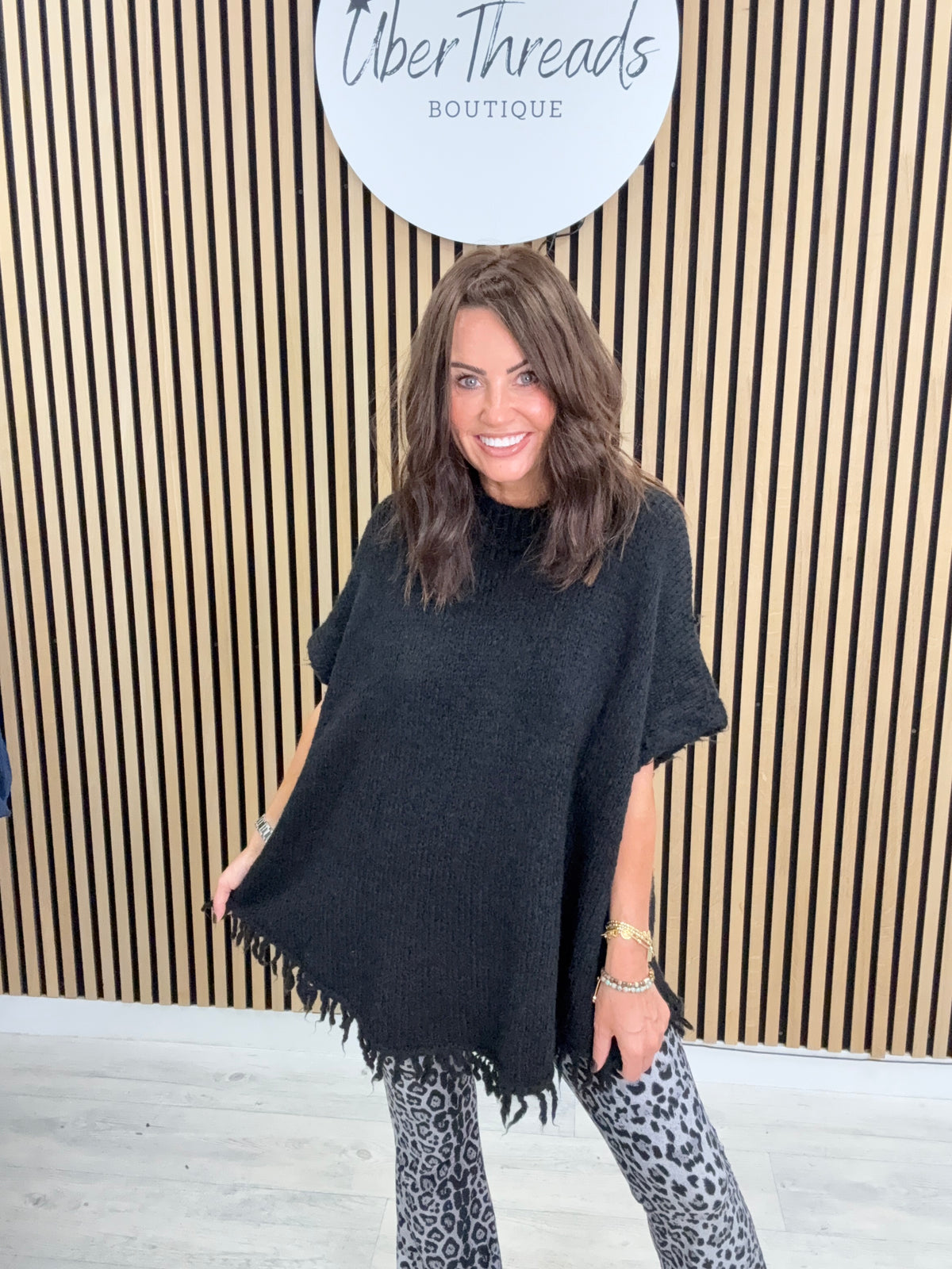 The Sleeveless Fringed Knit - Black