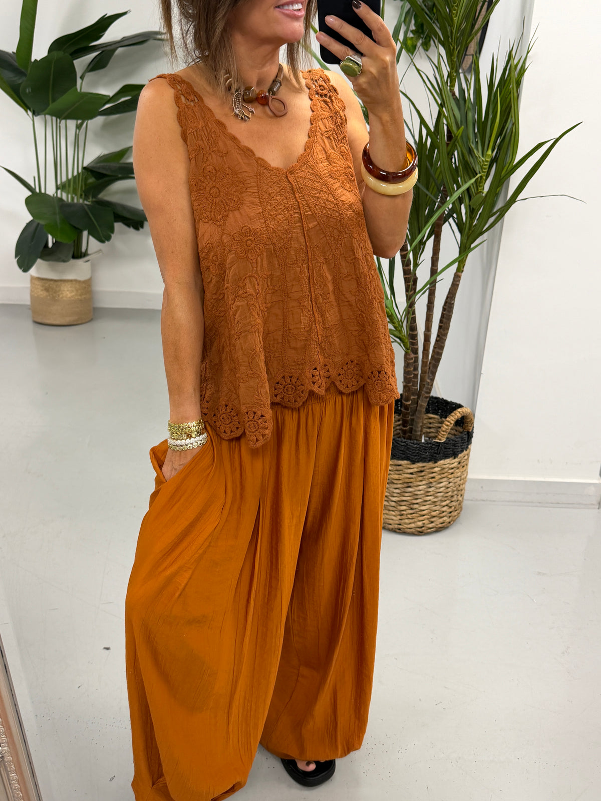 The Shirred TicToc Crinkle Balloon Trouser - Rust