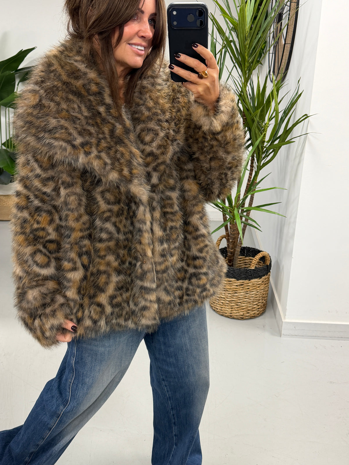 The Aspen Faux Fur Coat - Leopard Print