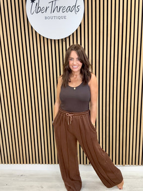 Mollie Pleated Joggers - Chocolate