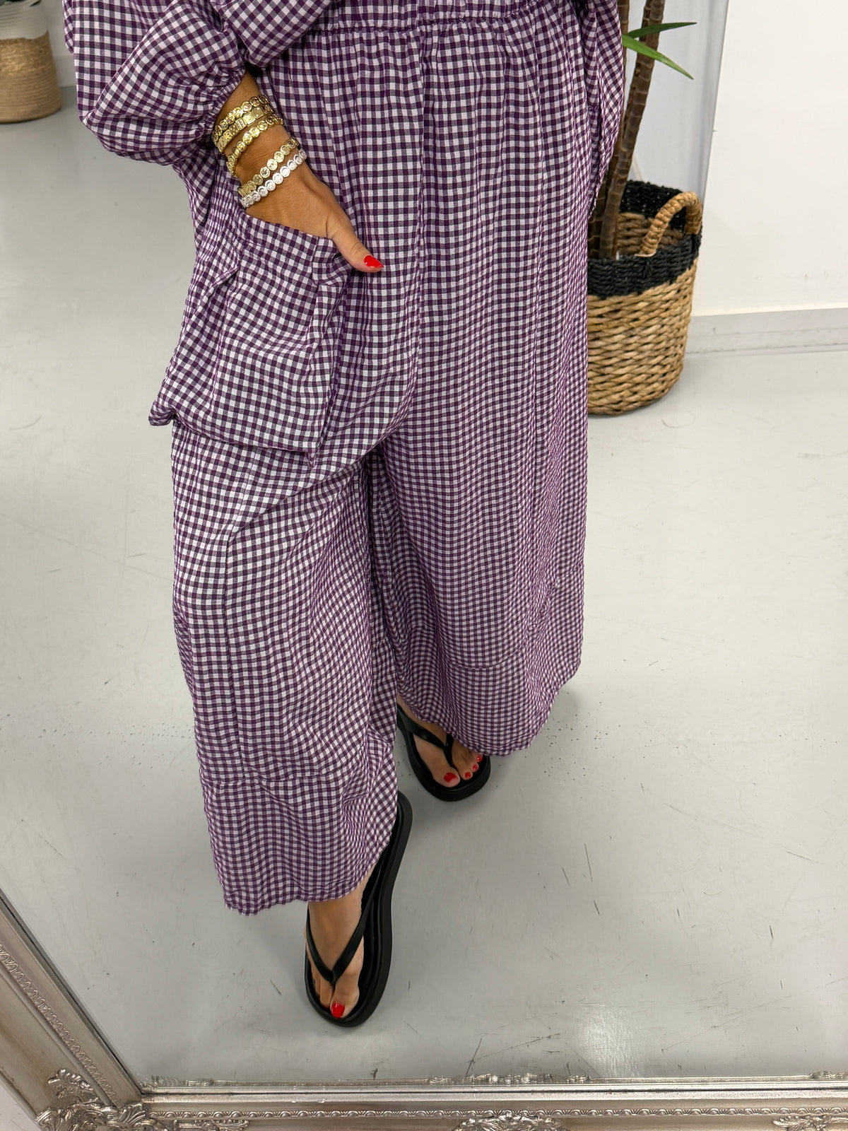 The Vichy Exposed Pocket Trouser - Purple