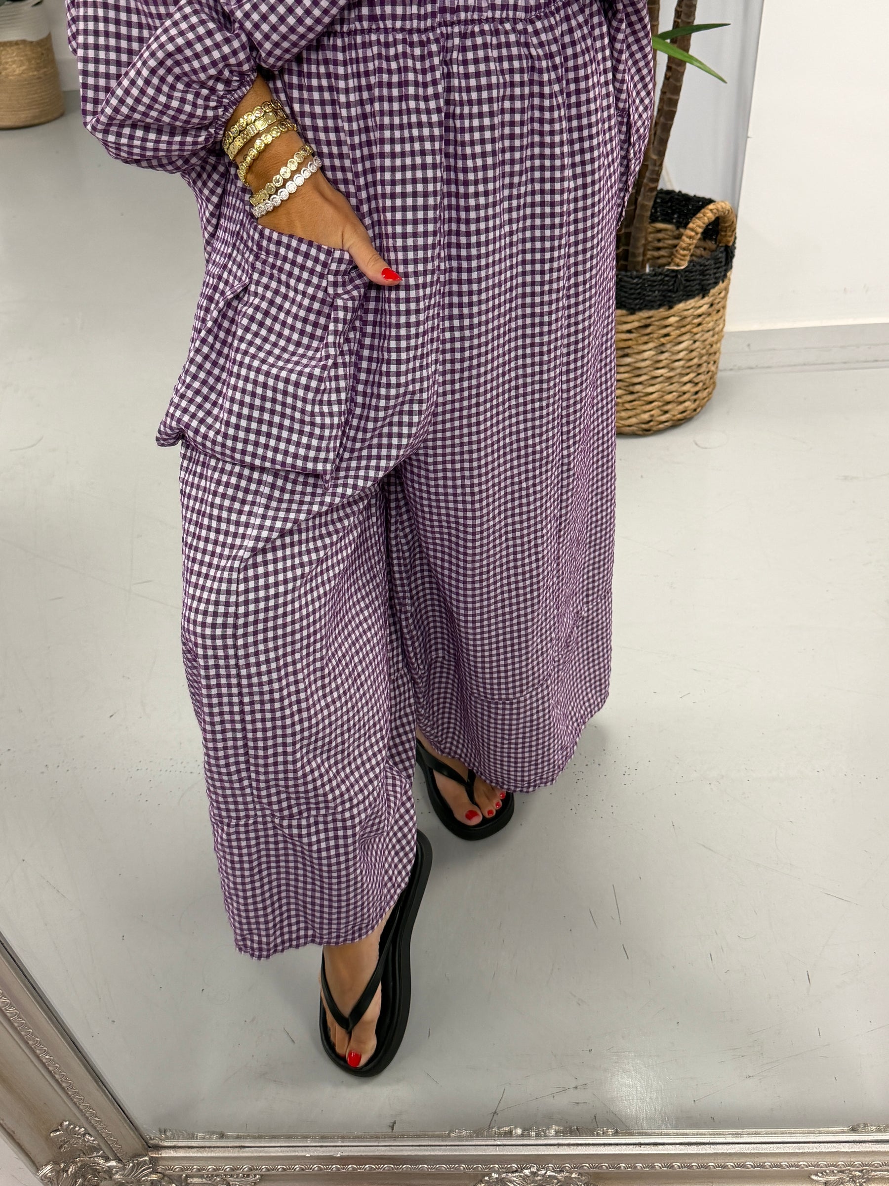 The Vichy Exposed Pocket Trouser - Purple
