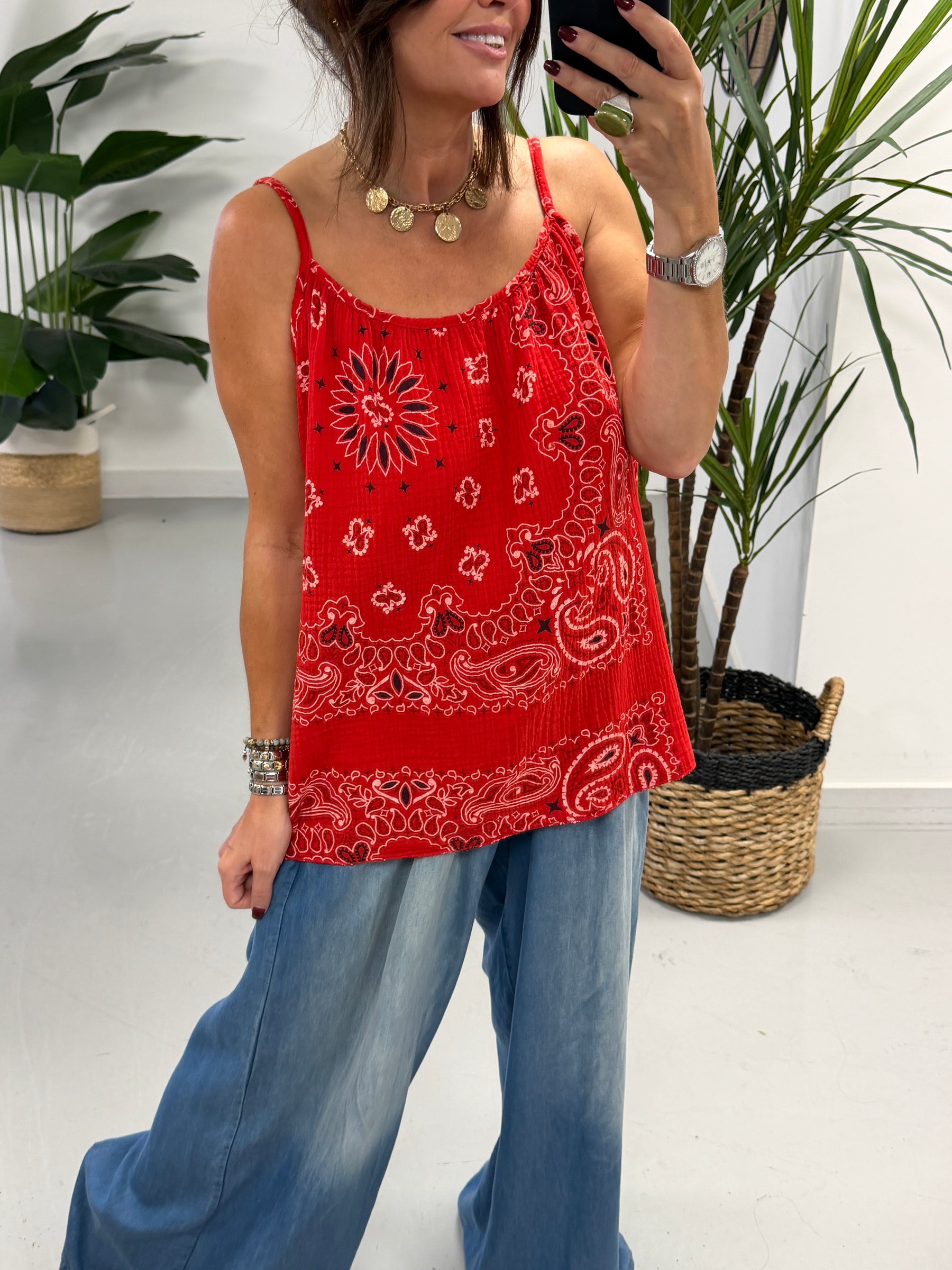 Valencia Bandana Slouch Vest - Red