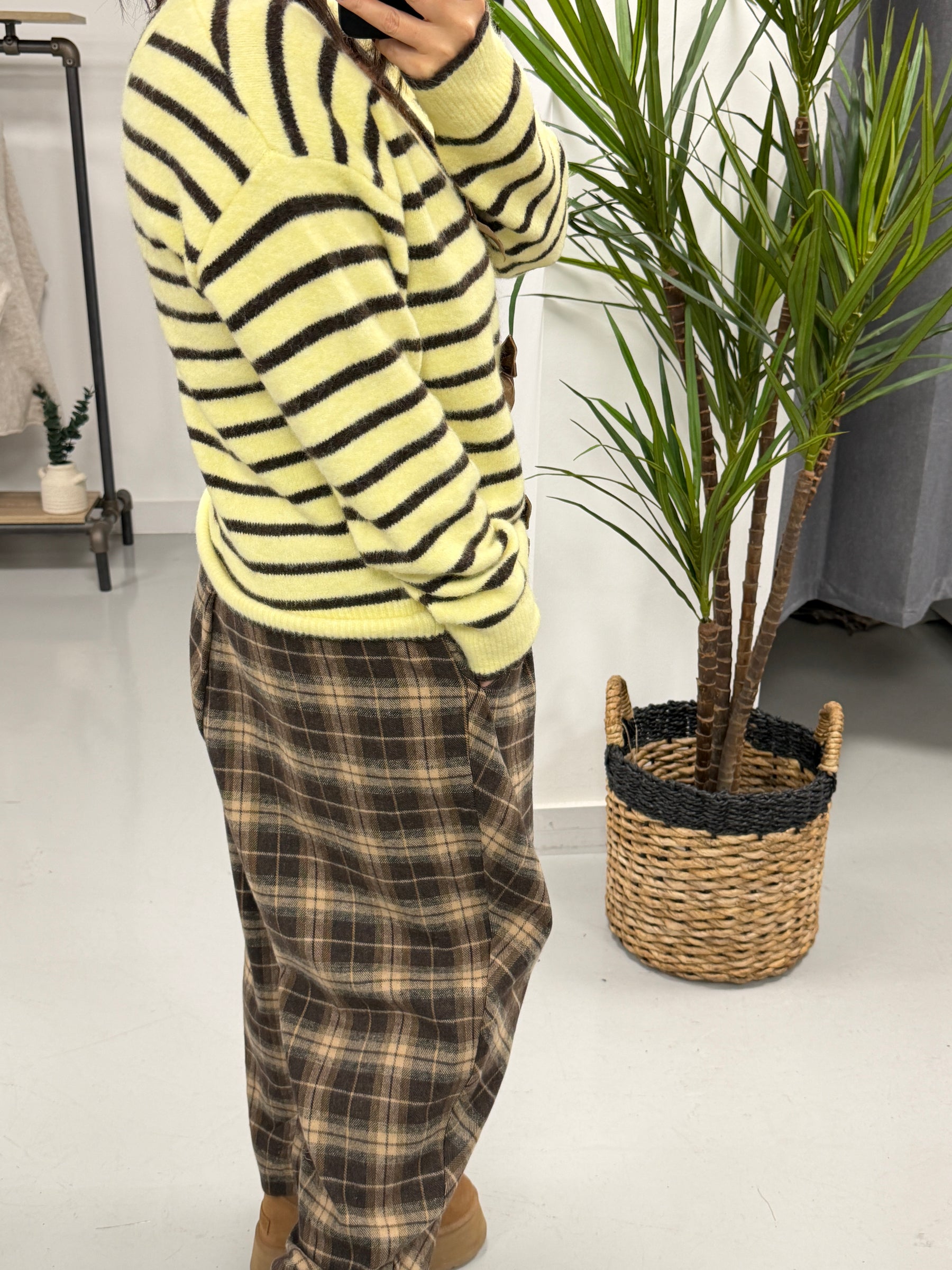 Premium Stripe Bow Knit  - Chocolate/Lemon