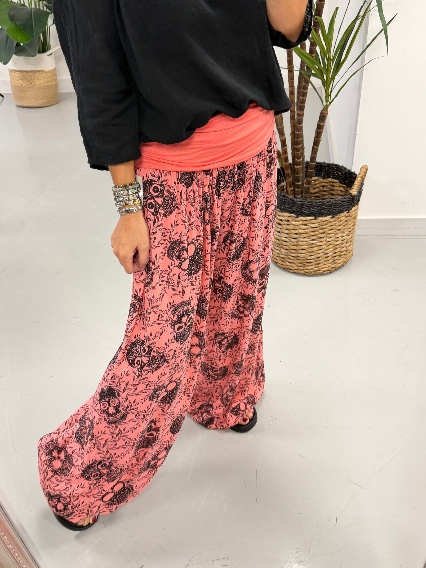 Ali Baba Slouch Pants - Light Coral Skull
