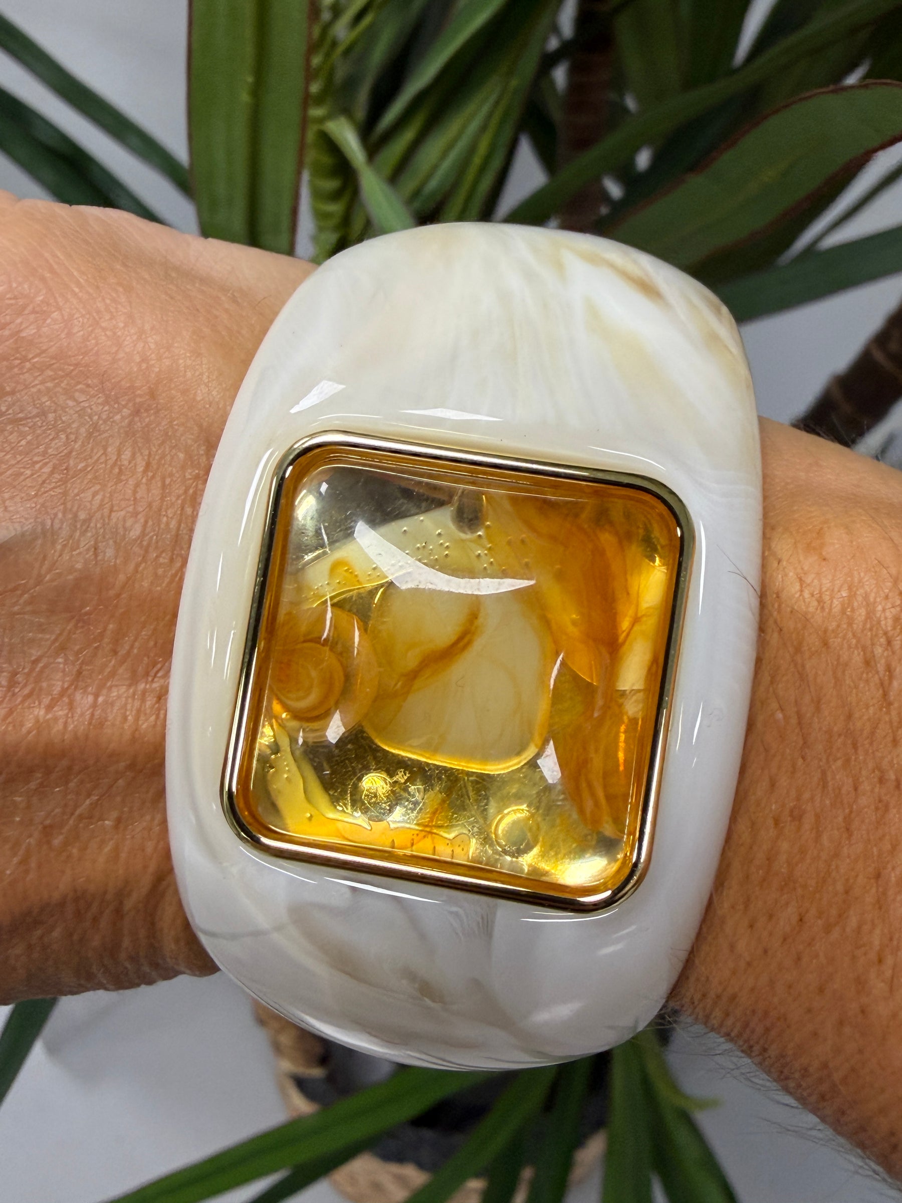 Thick Resin Cream Bangle (Square Amber Stone)