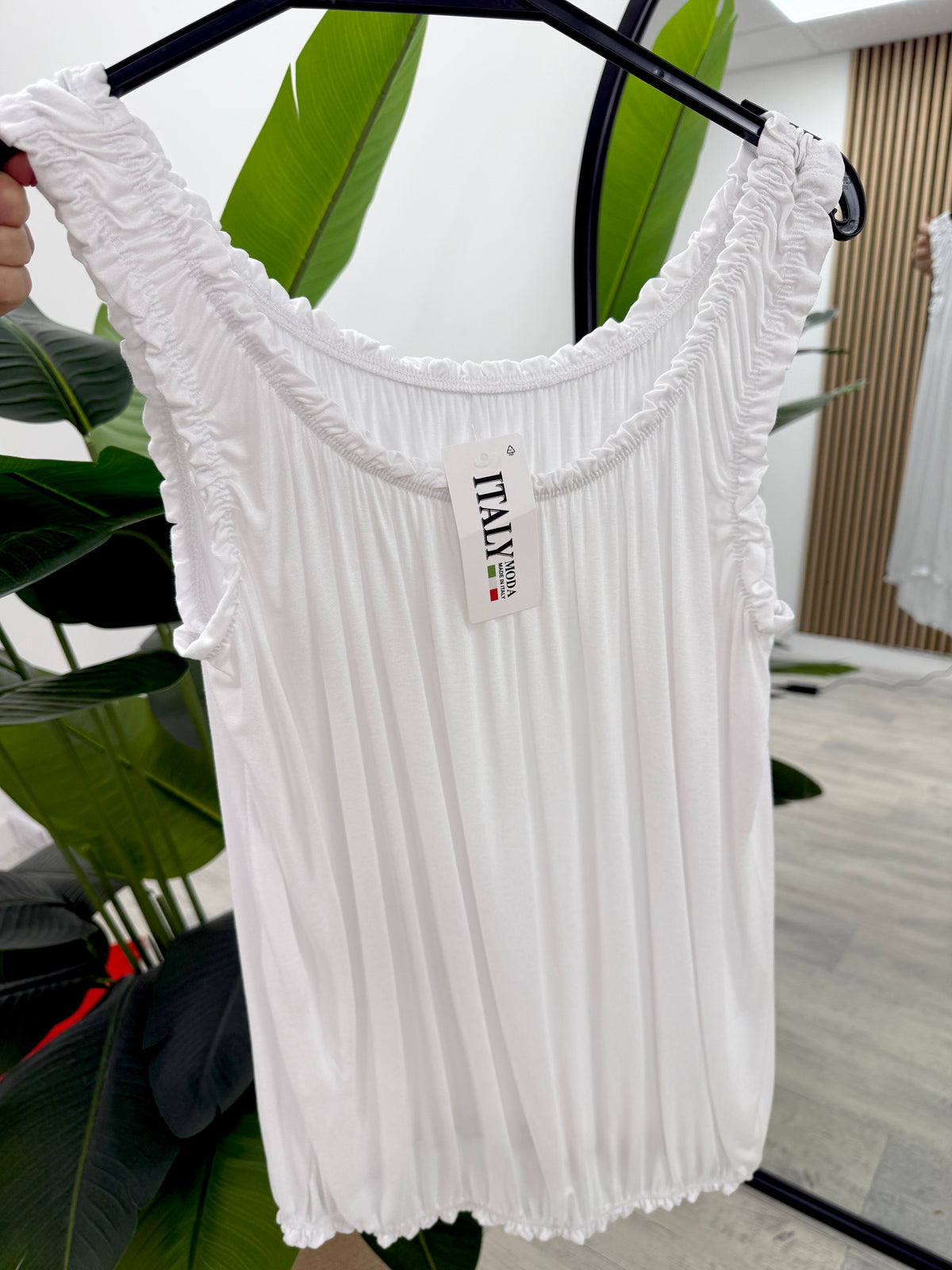 Ruched Bubble Vest - White