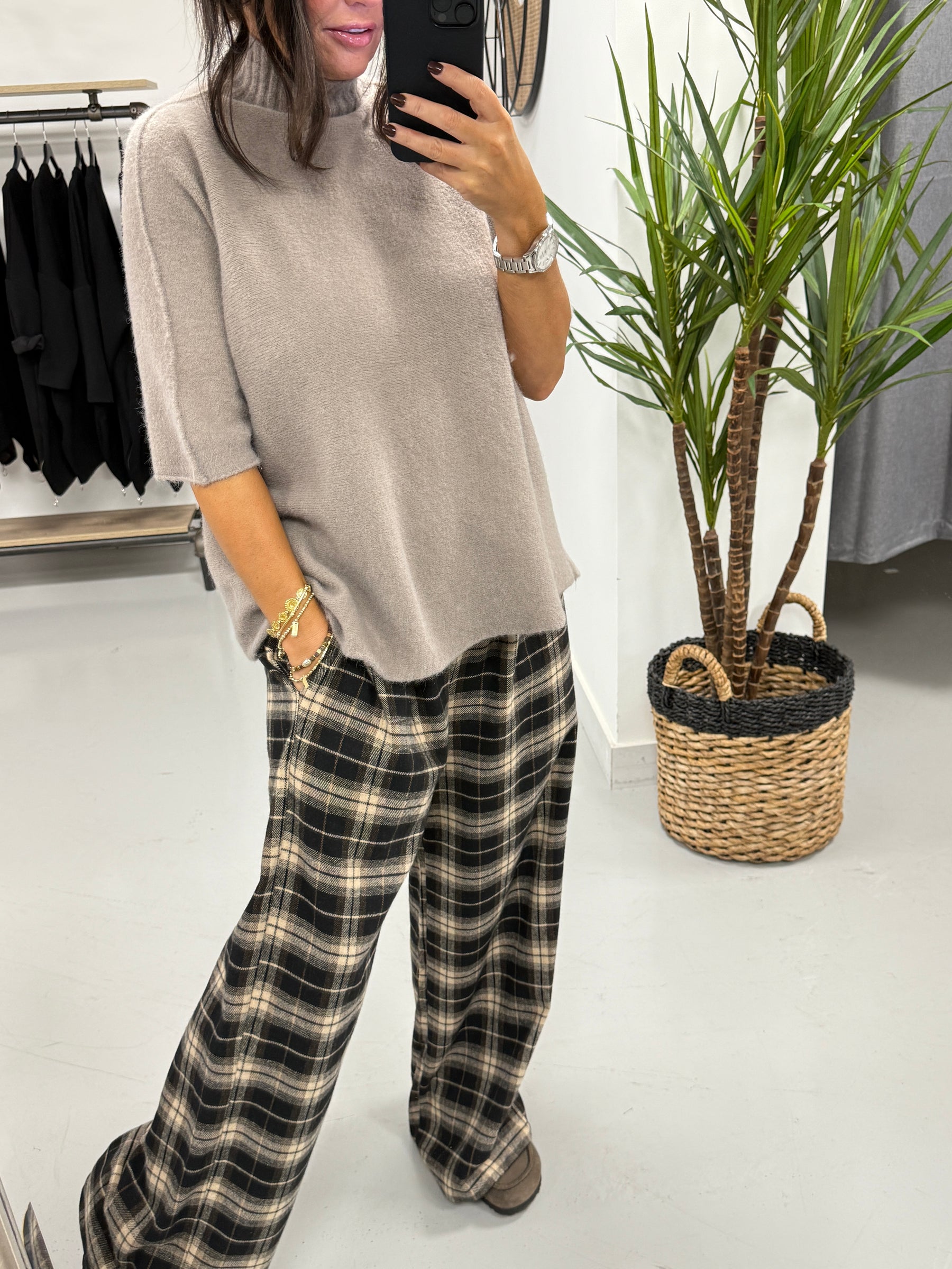 The Lachlan Straight Leg Check Trouser - Chocolate/Black