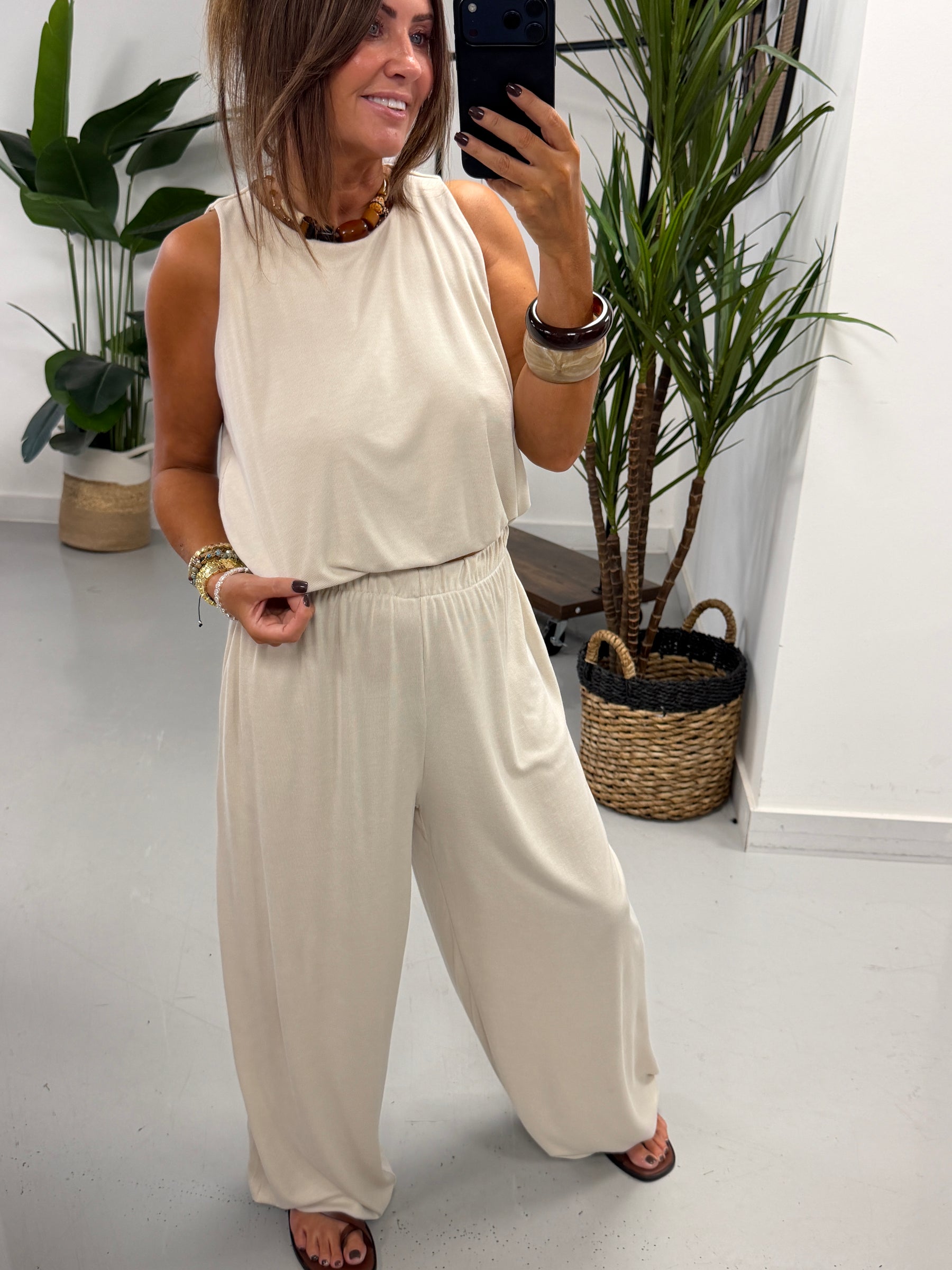 The Weekend Slouch Balloon Set - Cream