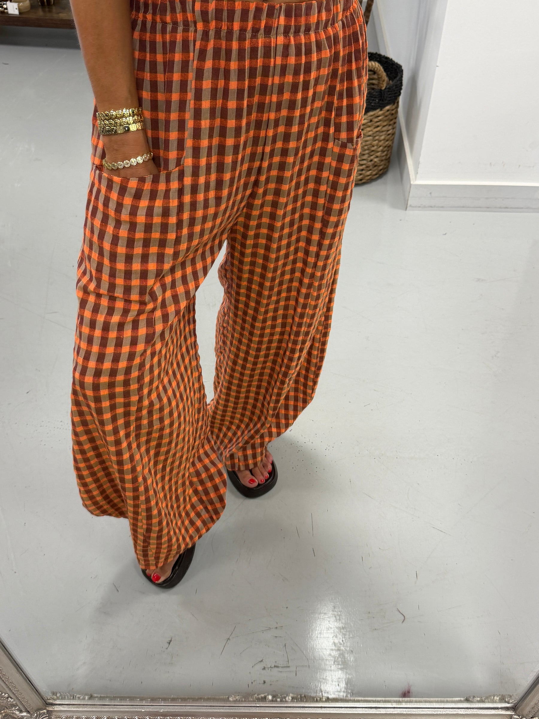 The Autumn Check Baggy Barrel Trousers - Orange