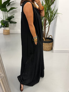 Crinkle Maxi Dress - Black