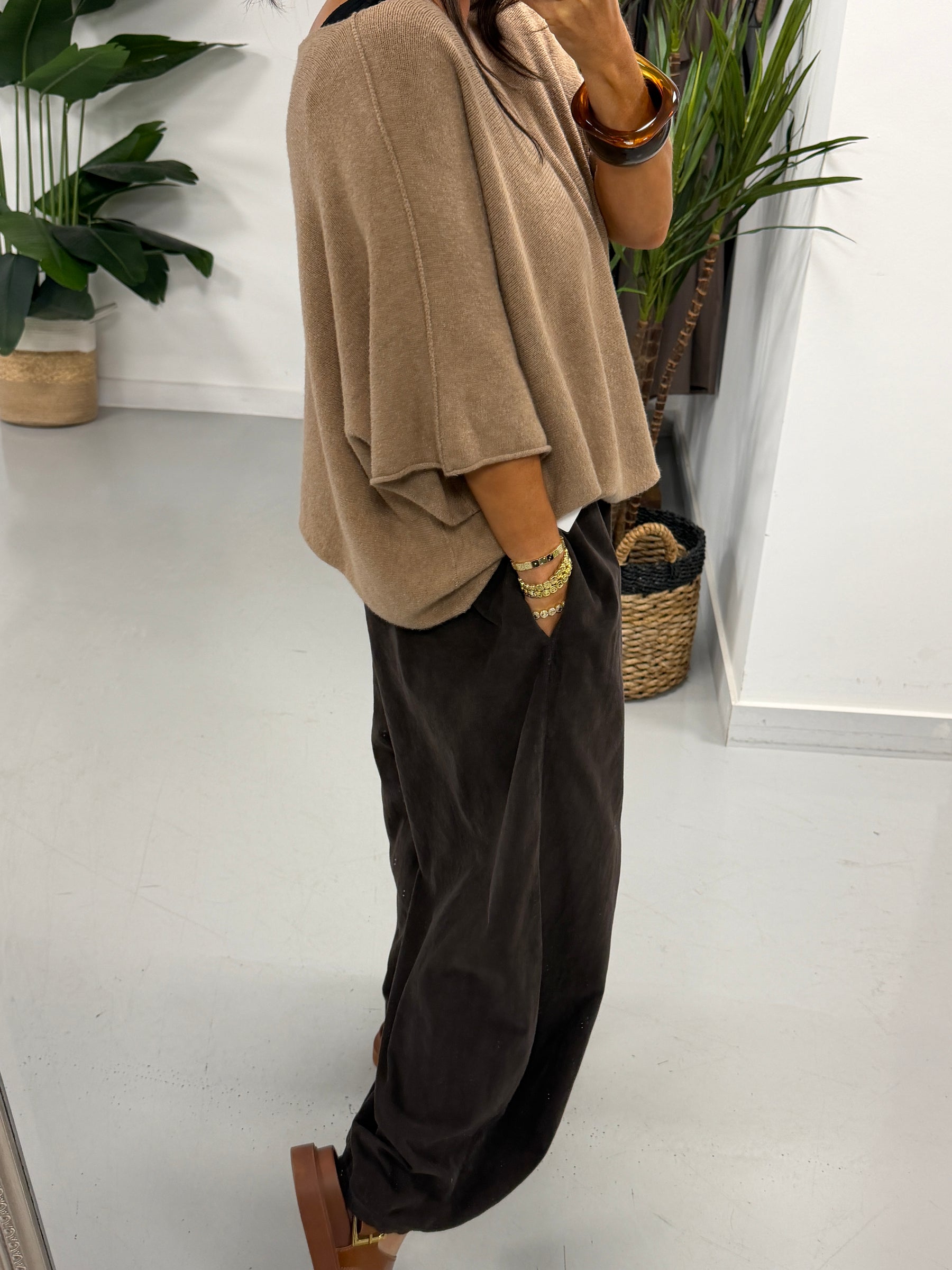 Gracie Crop Sleeve Knit - Camel
