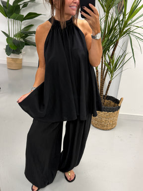 Crinkle Floaty Halter-neck Tunic - Black