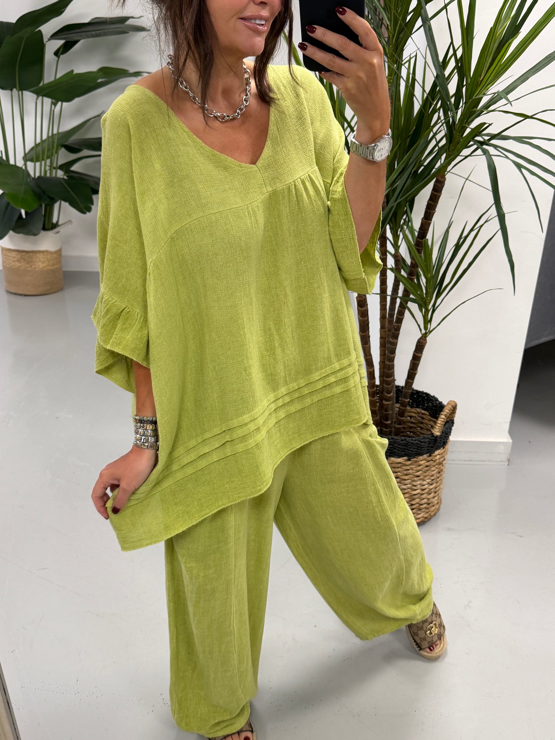Sahara V Neck Tunic - Pistachio