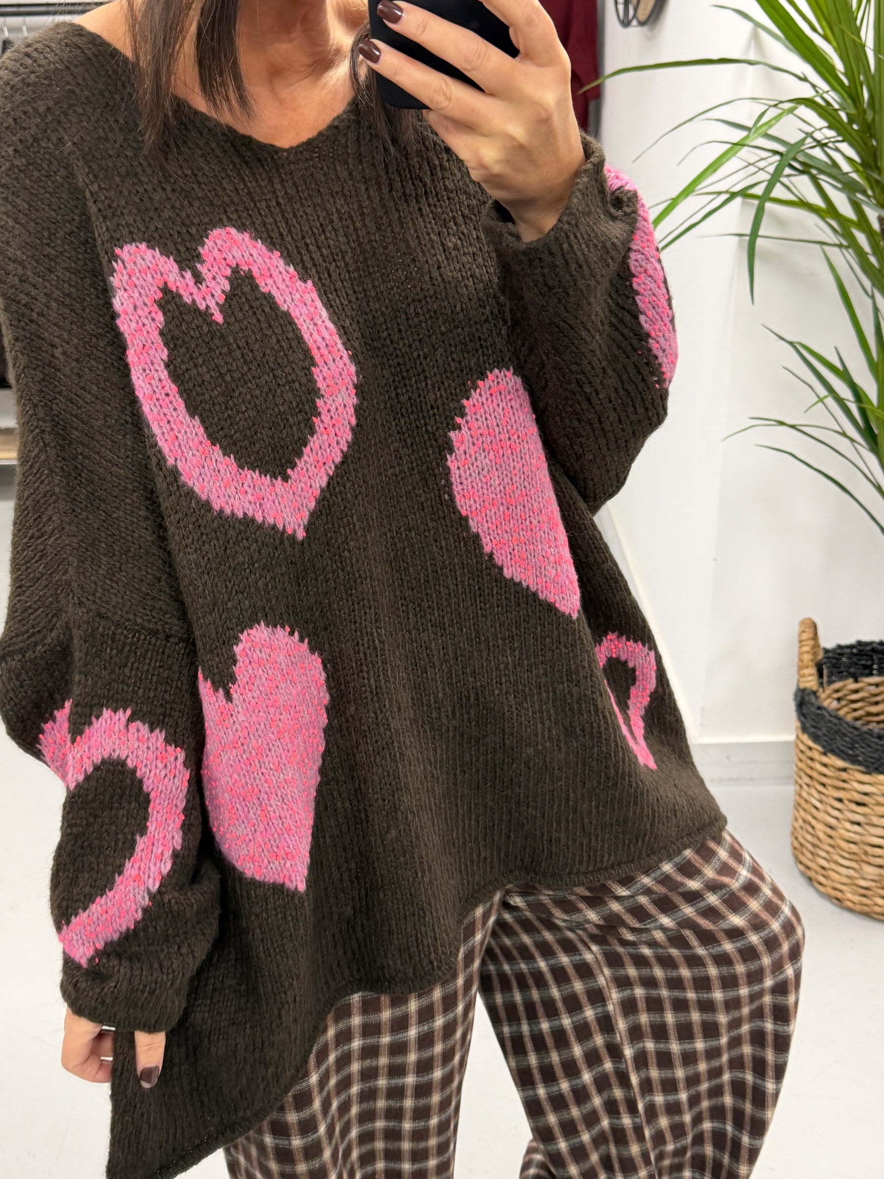 Heart Warmer Soft Knit - Chocolate