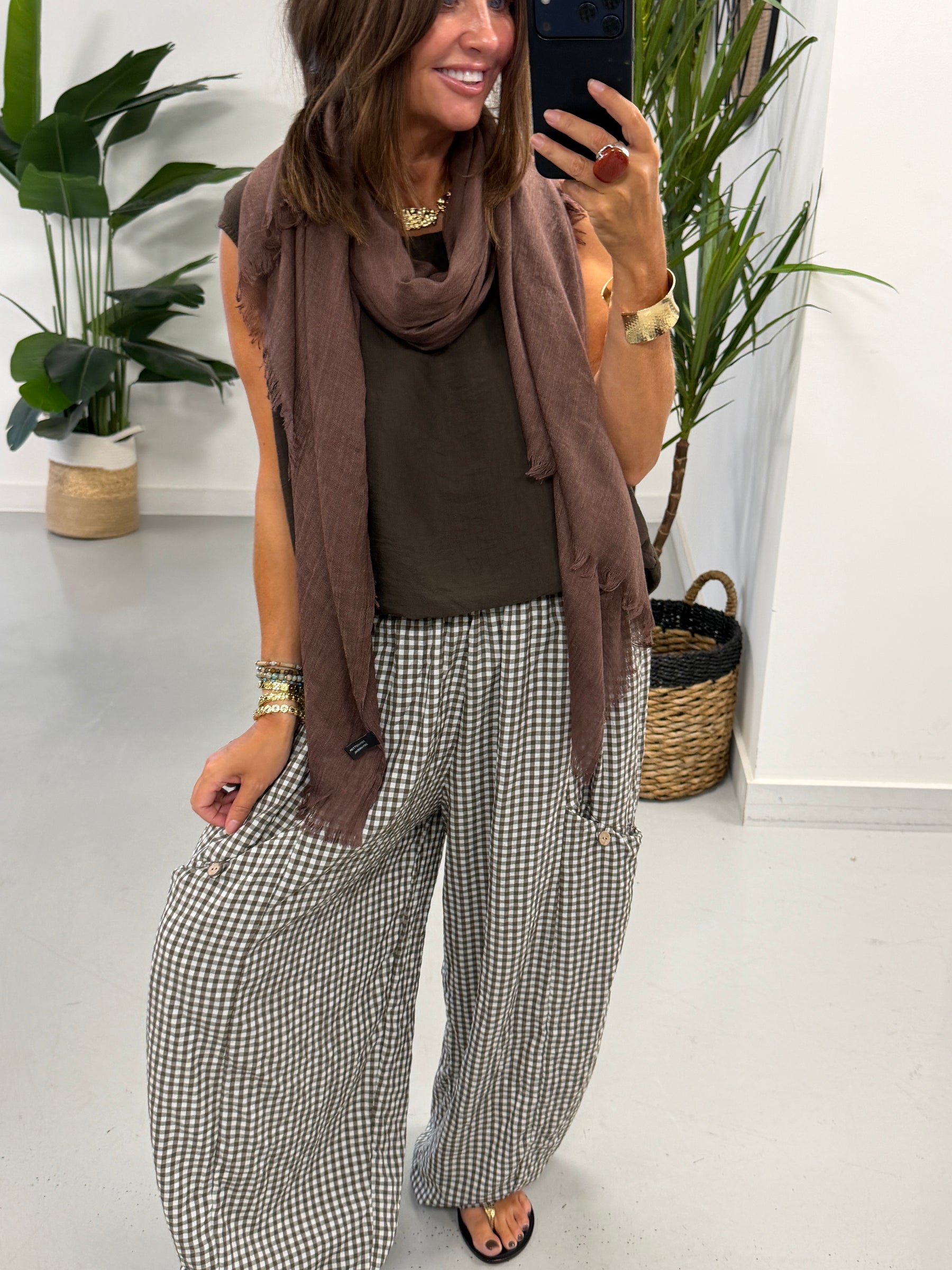 The Gingham Button Barrel Trousers - Chocolate