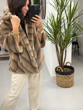 Crop Sleeve Hooded Faux Fur - Camel/Choc