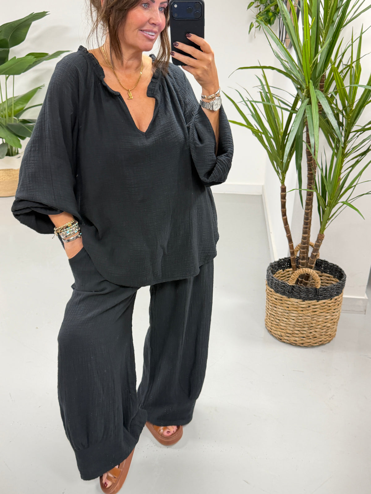 The Morrocan Balloon Trousers - Black