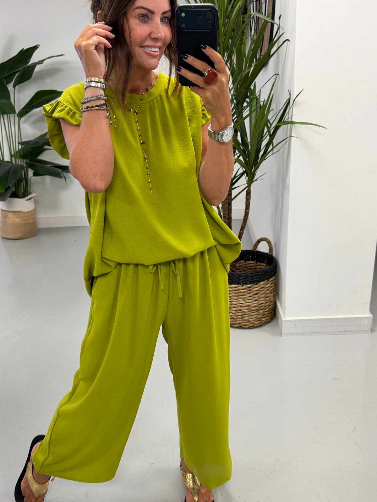 Luna Cropped Frill Two Piece - Pistachio