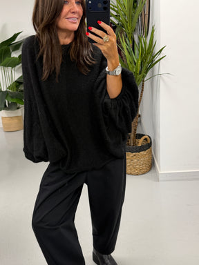 Zeta Otto Chunky Sleeve Knit - Black