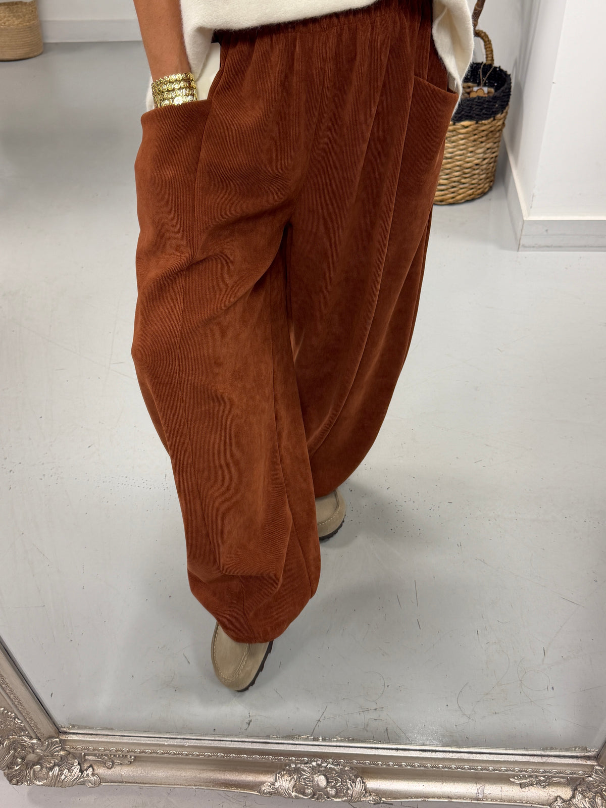The Charleston Cord Pocket Barrel Trousers - Rust (Size 12-18)