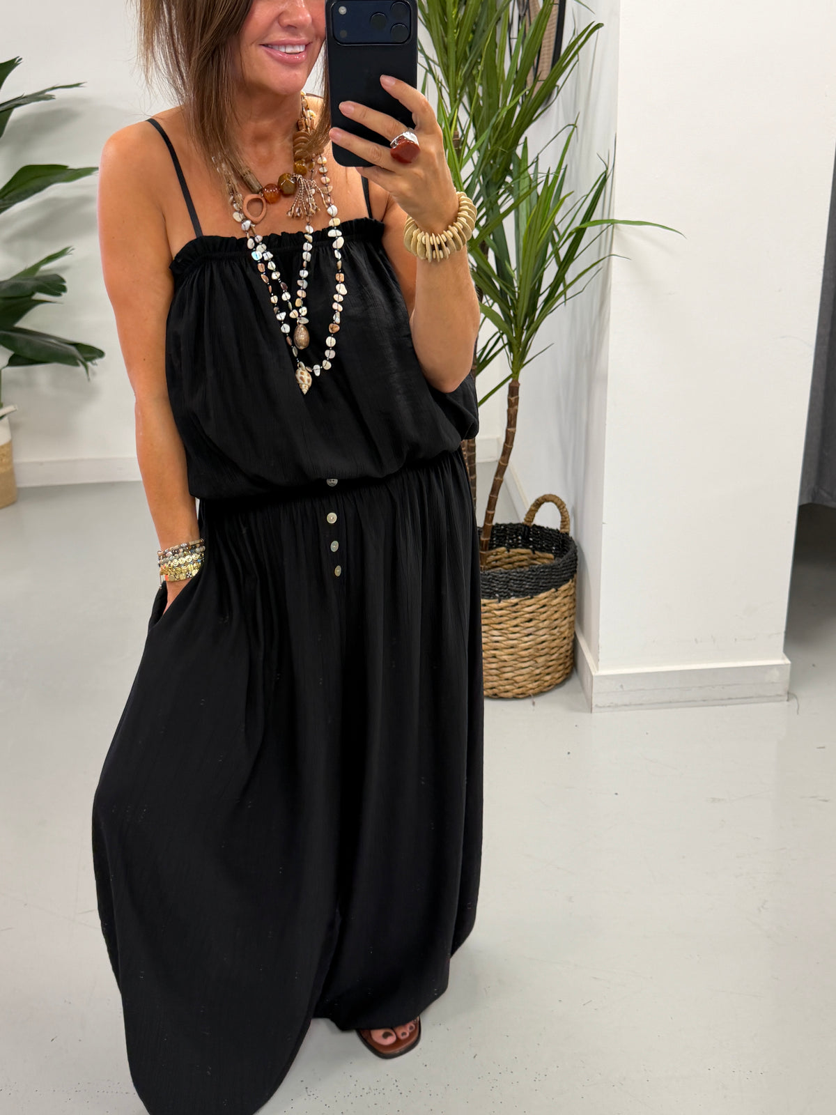 Button Crinkle Balloon Trousers - Black
