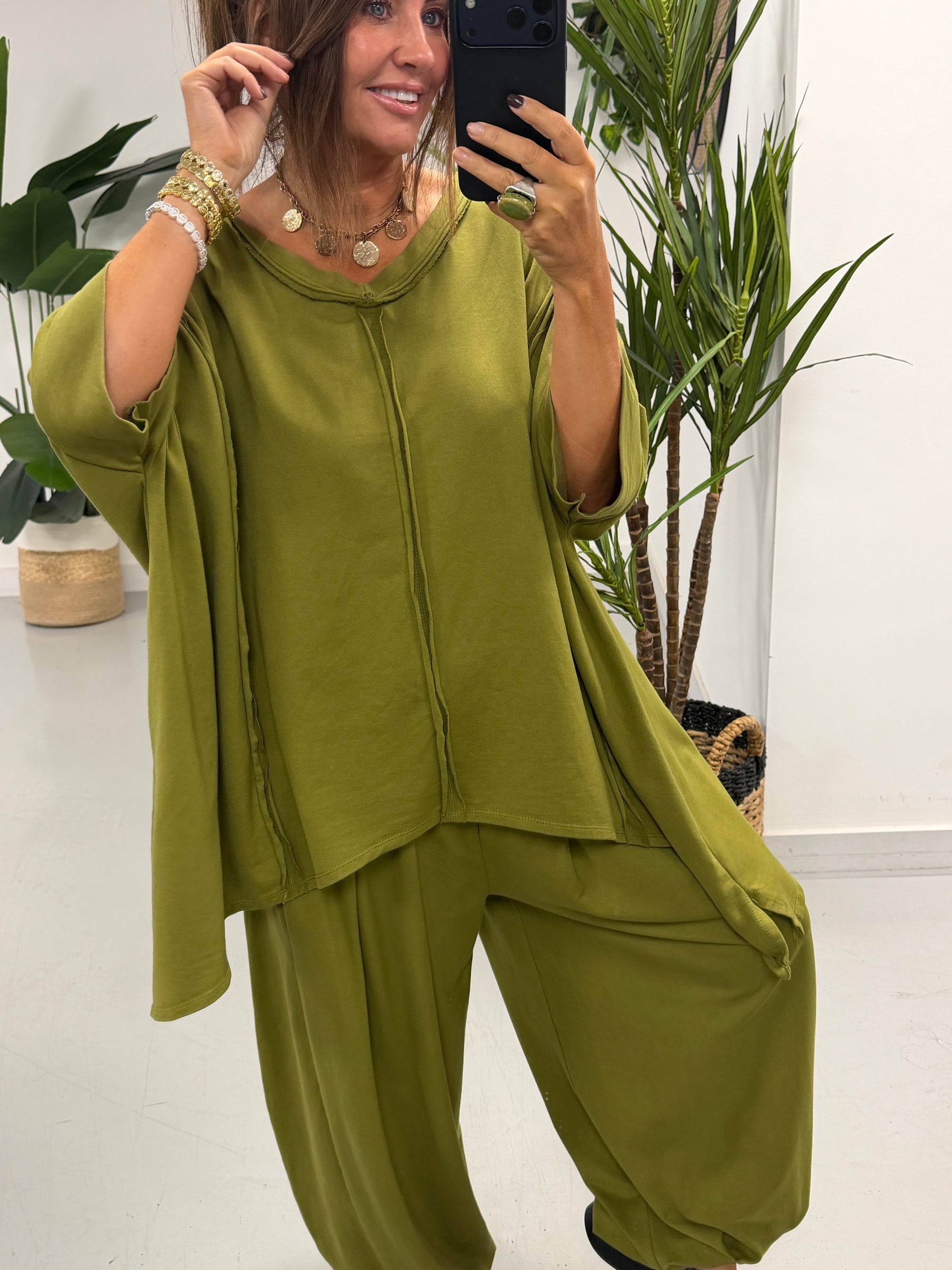 The Freestyle Slouch Handkerchief Hem Sweat - Olive Green