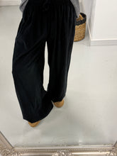The Balloon Needlecord Trousers - Black