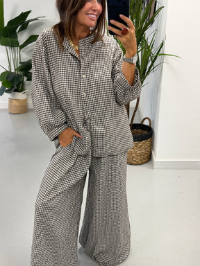 The Gingham Button Shirt - Chocolate