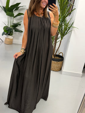 Crinkle Maxi Dress - Chocolate