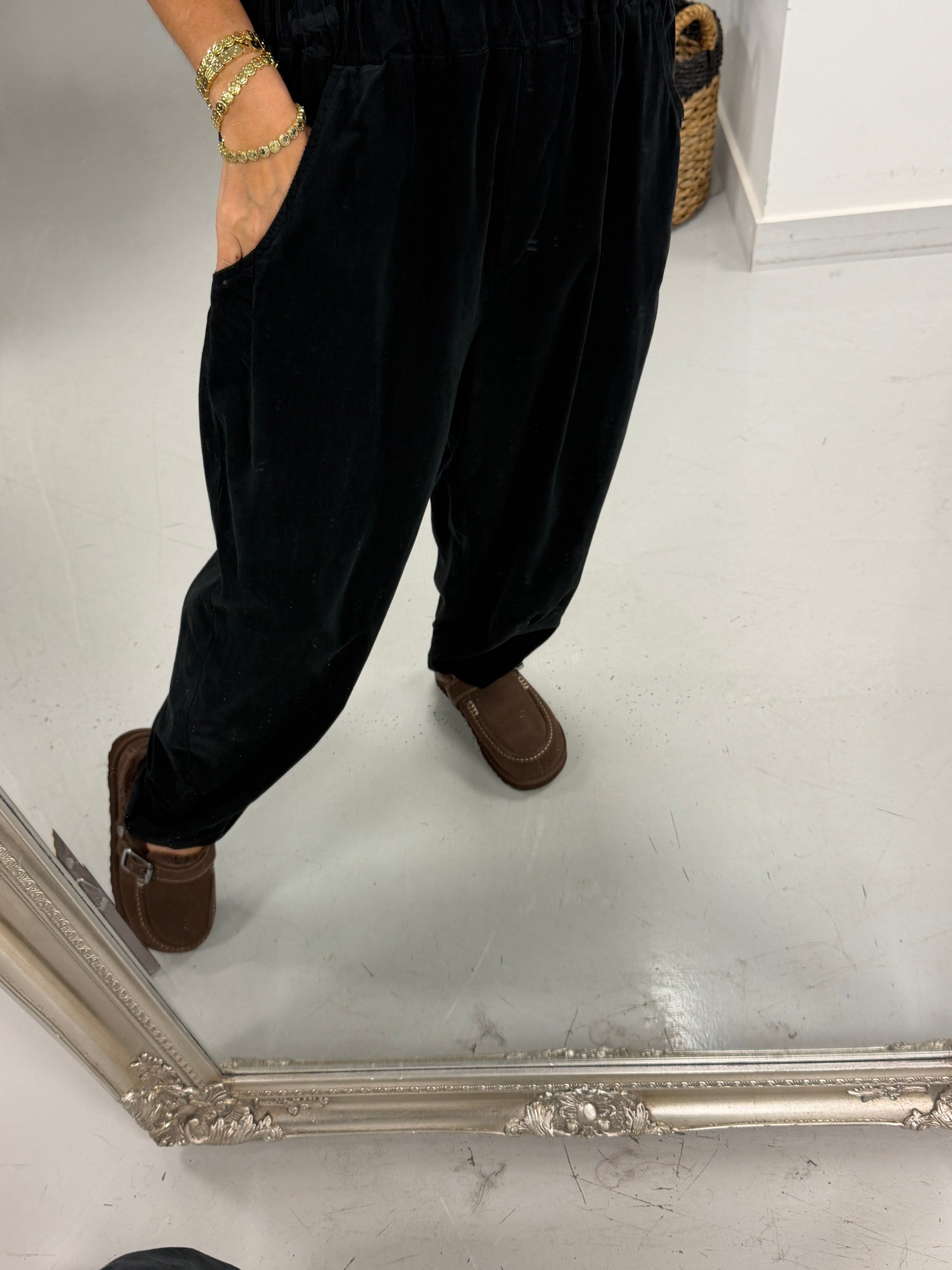 The Barrel Needlecord Joggers - Black (Size 8-12)
