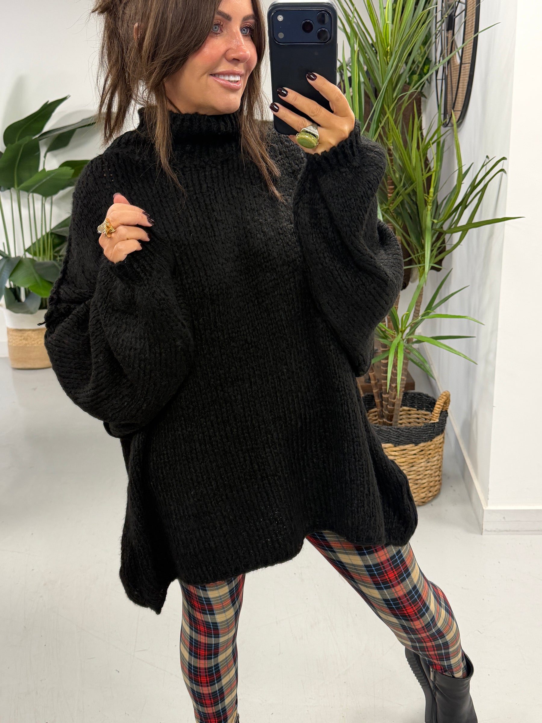 The Rustic Soft Knit - Black