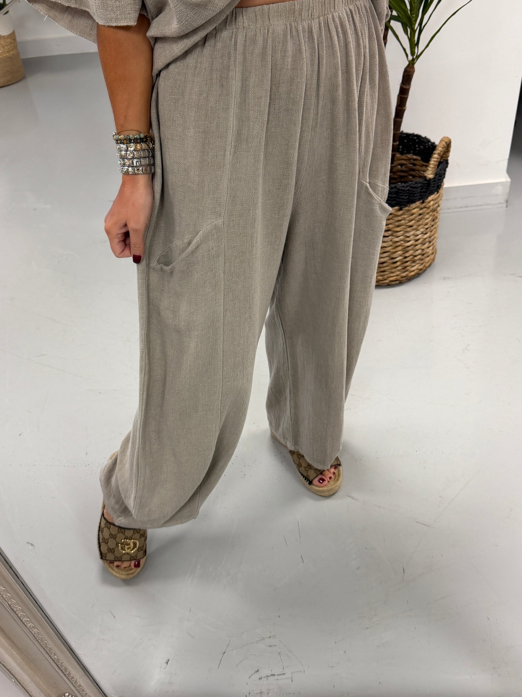 Sahara Seamed Barrel Trousers - Pebble