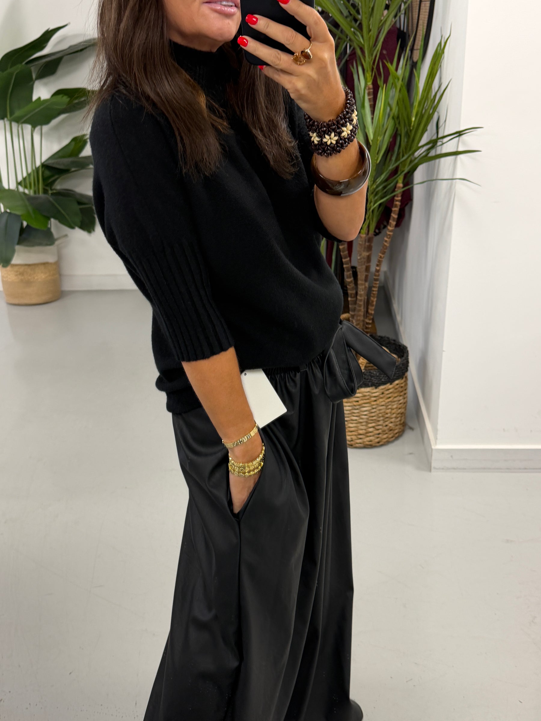 Crop Sleeve Knit - Black